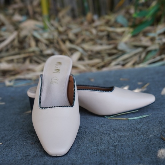 Haven Heels Rose - Picture 3 of 5